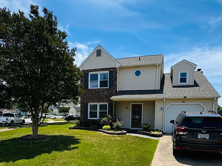 3901 Quartz Ln — Photo 1