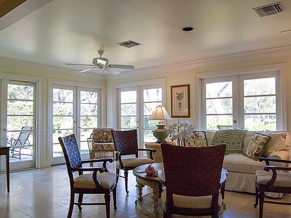5th image of 211 Johns Island Dr