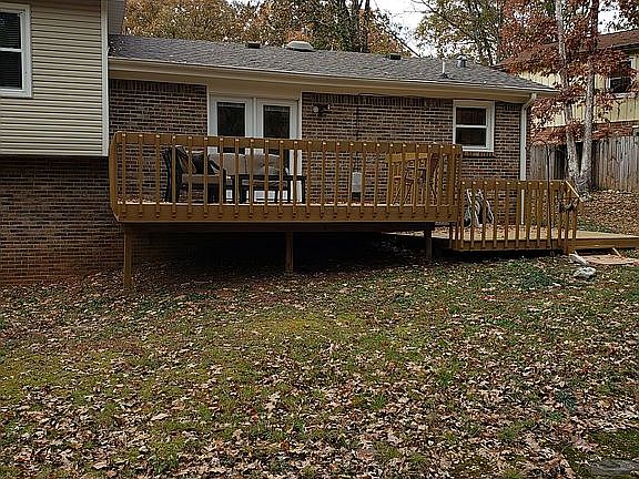 5th image of 12219 Greenleaf Dr SE