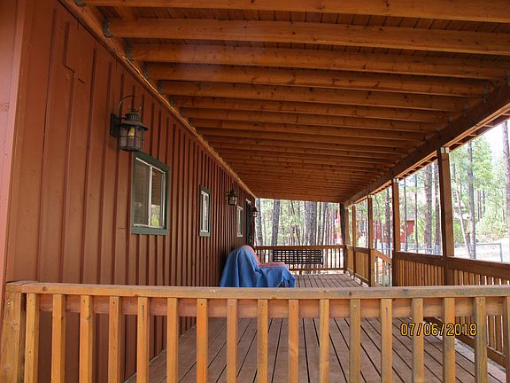 2nd image of 2106 Forest Park Dr