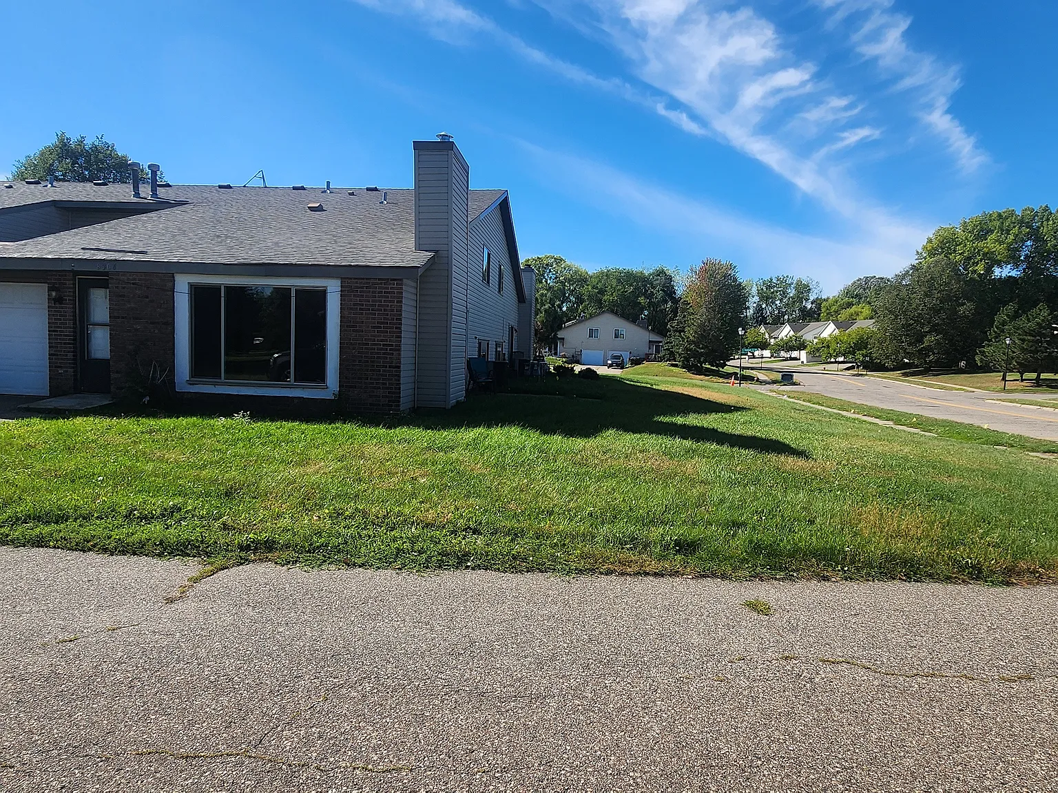 3 bed, 1450 sqft, $1,950 — Photo 4