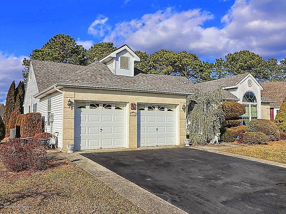 4th image of 1 Wycombe Ct