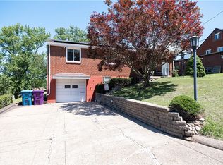 867 Garlow Blvd, Pittsburgh, PA 15239