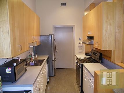 5th image of 80 4th Ave APT 5A