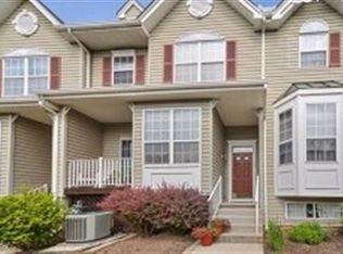 17 Briar Ln, Flemington, NJ 08822