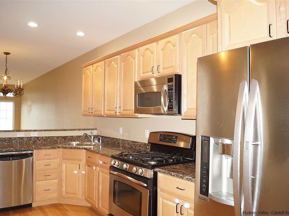 108 Hudson Pointe Dr, Poughkeepsie, NY 12601 Zillow