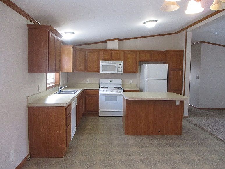 1st image of 29918 Montmorency Dr
