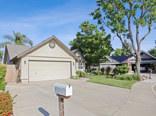 230 N Cottonwood St, Visalia, CA 93291
