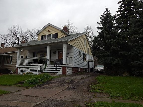 3rd image of 14807 Glendale Ave