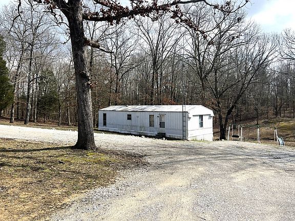 3rd image of 200 Flint Springs Rd