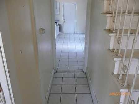 3rd image of 57 Thorne Ave