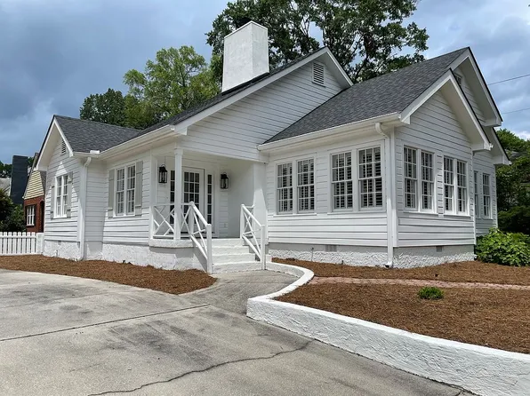 817 E Willow Park Dr, Dalton, GA 30720