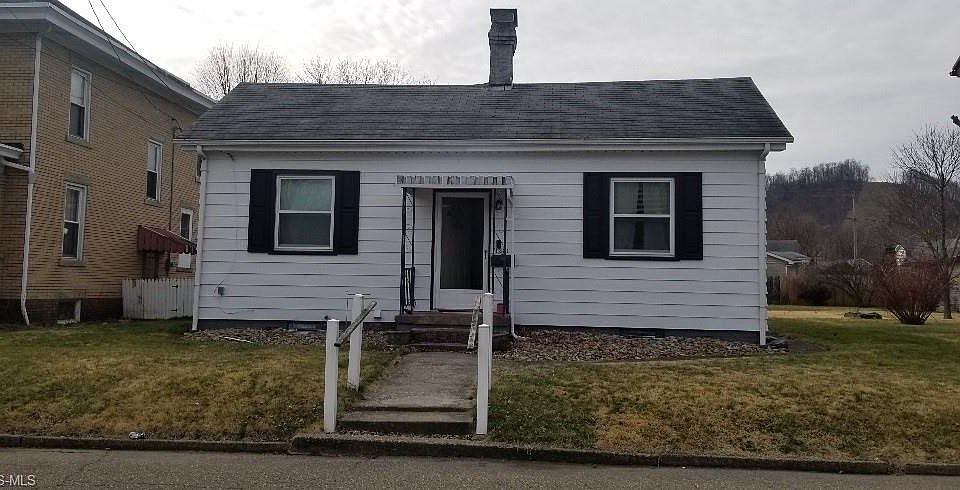 1st image of 1321 N River Ave