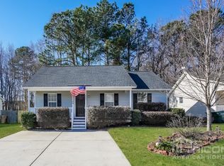 1249 Grovewood Dr, Clayton, NC 27520