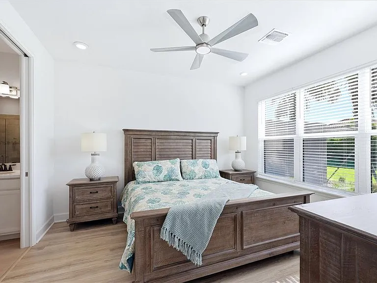 4733 Tortona Ct — Photo 26