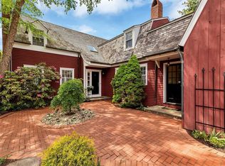 4 Waters Edge, Port Washington, NY 11050