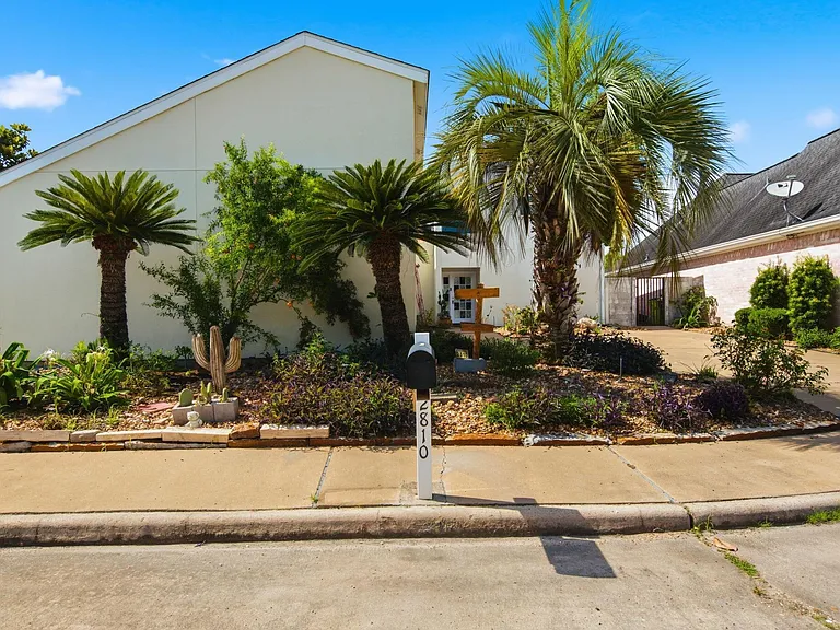 2810 Lake View Dr — Photo 39