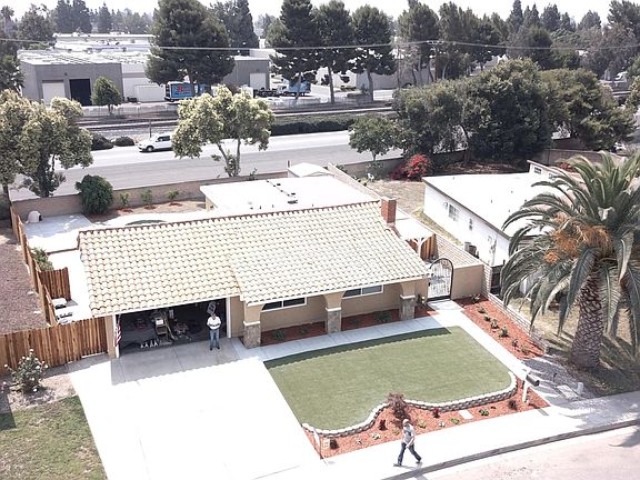 2nd image of 930 Gracia St