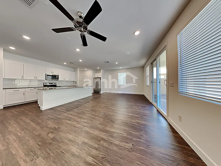 10123 Cove Mountain St — Photo 7