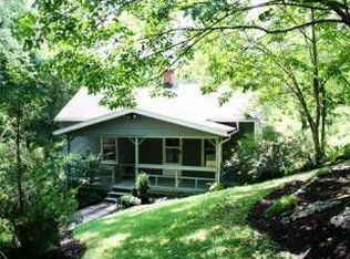 176 Church St, Nelsonville, OH 45764