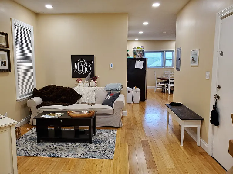 233 Chelsea St #2 — Photo 12