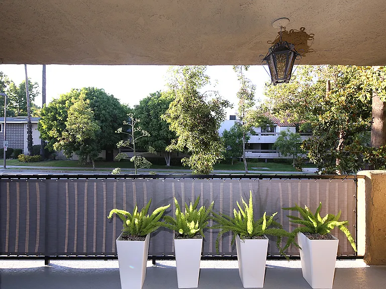 382 E California Blvd #101 — Photo 10