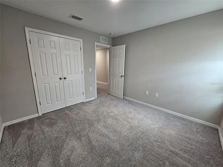 5694 Arlington River Dr — Photo 17