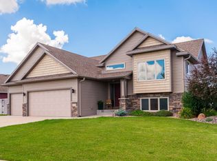 3715 Odyssey Dr SW, Rochester, MN 55902