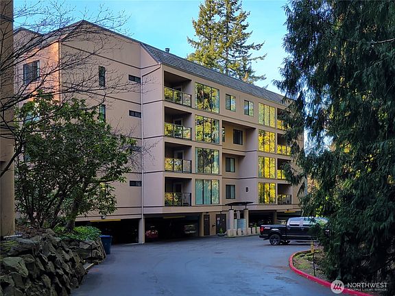 5th image of 15512 Country Club Dr. #B45