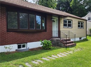 46 Winnie Ln, Poughkeepsie, NY 12603