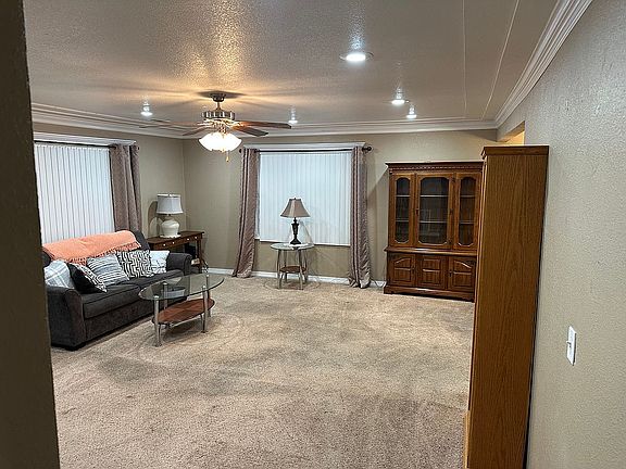 5th image of 1313 Peggy Ln