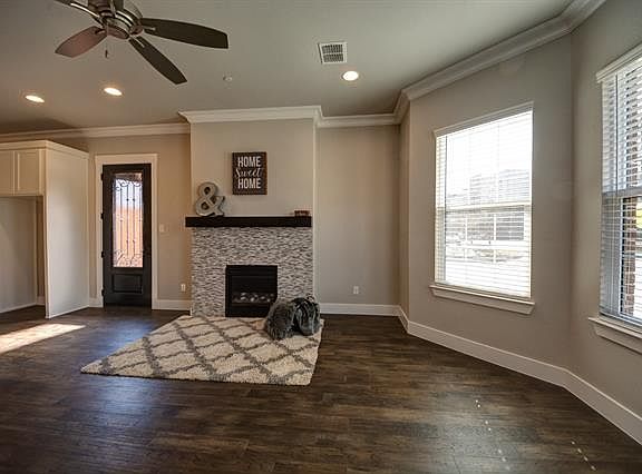 3rd image of 236 Crickett Ct