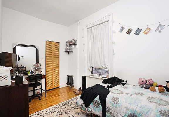 2nd image of 550 W 144th St #2B