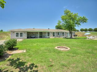 19809 Persimmon Ln, Tecumseh, OK 74873