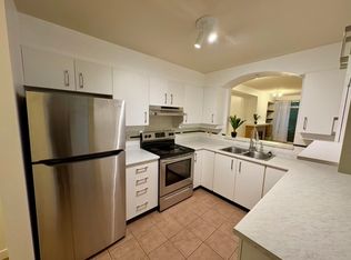 3600 Windcrest Dr #212, Burrard Inlet 3, BC V7G 2S5