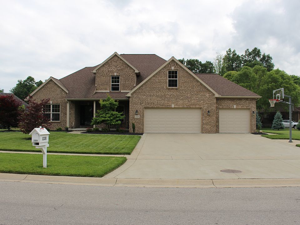 1331 CASTLEBURY DRIVE