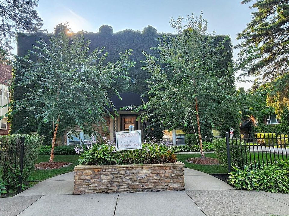 1st image of 227 Montrose Pl APT 106
