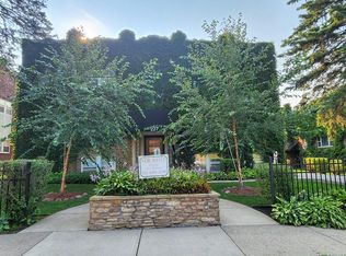 227 Montrose Pl APT 203, Saint Paul, MN 55104