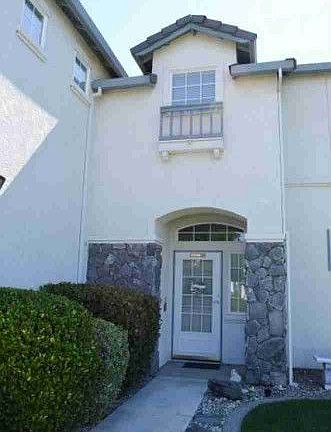 2nd image of 2004 Crutchfield Ln