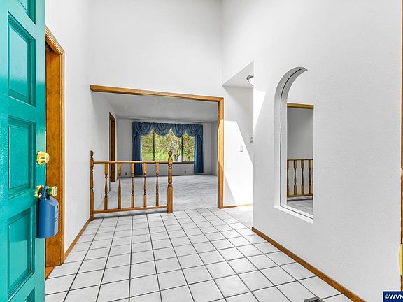 5th image of 1385 Tiburon Ct SE