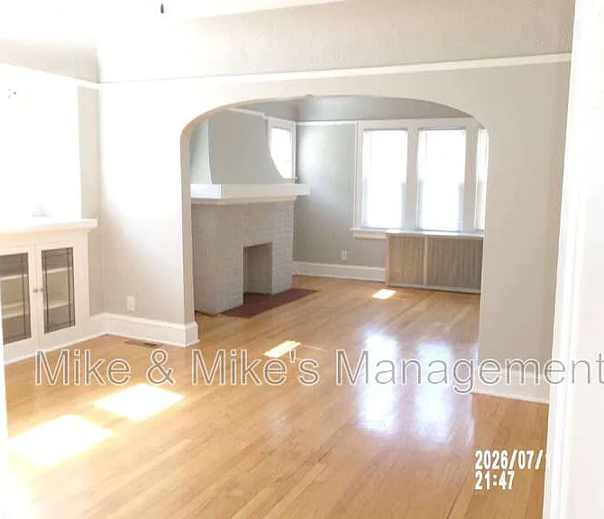 6424 W Chambers St — Photo 11