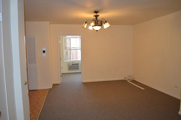 Rented by Griffith Real Estate | media 7