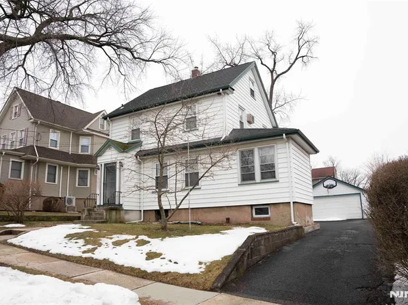 110 Cane St, Bogota, NJ 07603