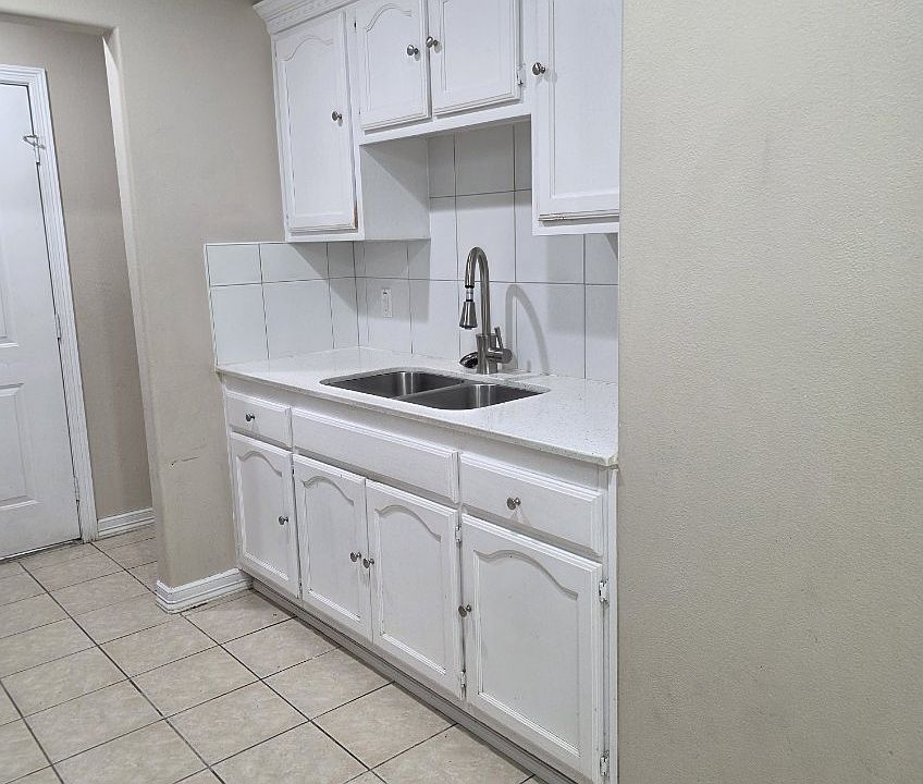 1st image of 7609 Villa Rama South St #4