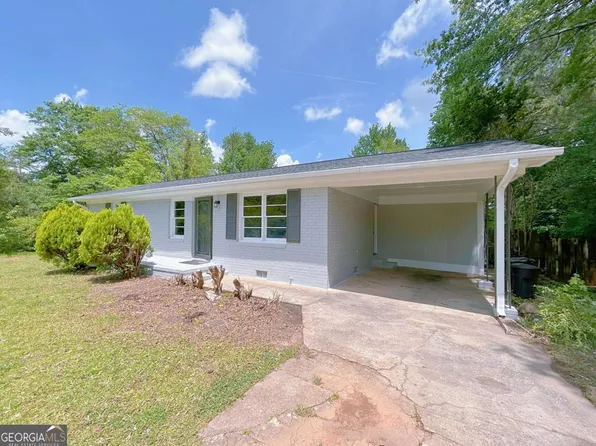 292 W Teamon Cir, Griffin, GA 30223