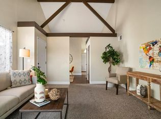 2105 E 8th St, Davis, CA 95618