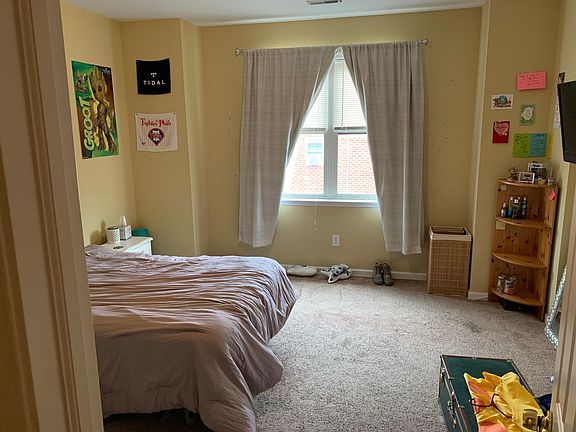 2nd image of 2018 N Carlisle St #B