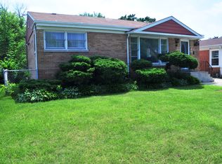 8219 Crawford Ave, Skokie, IL 60076