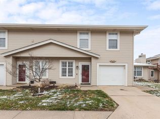 7113 N Kingston Ct, Kansas City, MO 64119