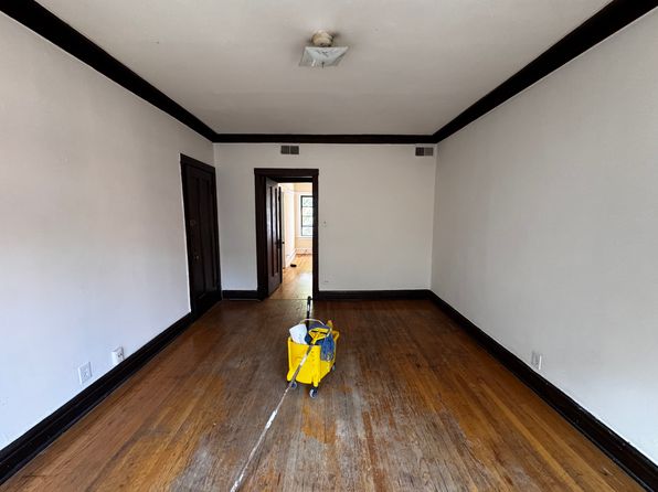 2530 N Kedzie Blvd #3N